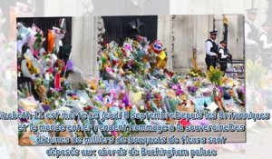 Mort d'Elizabeth II - que vont devenir les bouquets déposés devant les grilles du palais de Buckingh