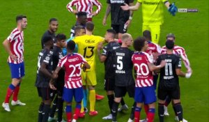 Ligue des Champions : La fin de match irréelle entre l'Atlético et le Bayer !