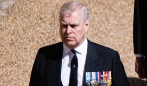 Le prince Andrew en larmes après avoir été exclu des fonctions royales !