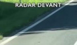 Blague à un automobiliste avec un radar