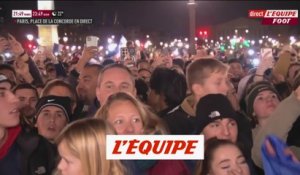 Énorme clapping lancé par Griezmann et Giroud - Foot - CM 2022