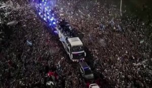Argentine - L'incroyable foule déjà présente pour féliciter l'Albiceleste