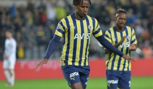 Super Lig : Fenerbahçe renoue avec la victoire et met la pression sur Galatasaray