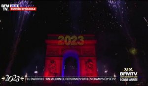 Feu d'artifice du Nouvel An 2023: 1 million de personnes étaient présentes sur les Champs-Élysées pour assister au spectacle pyrotechnique