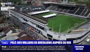 Des milliers de Brésiliens viennent rendre un ultime hommage au roi Pelé au stade de Santos