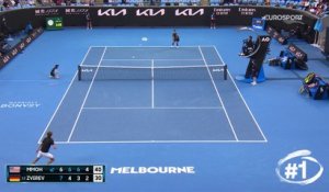 Malgré un tweener, Zverev surpris par le toucher de Mmoh