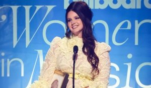 Lana Del Rey Accepts the Visionary Award At Billboard's Women In Music Awards