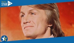 "Il les traitait de tarés" : Claude François "odieux" ? Une célèbre chanteuse, mineure à l'époque, s