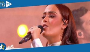 Cuissardes, robe moulante… Le nouveau look d’Amel Bent dans The Voice fait mouche