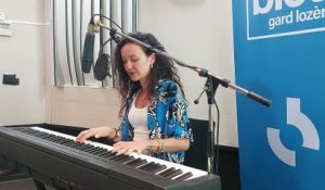 Le live France Bleu Gard Lozère  reçoit Cynthia LEONE - Stéréo (version acoustique )