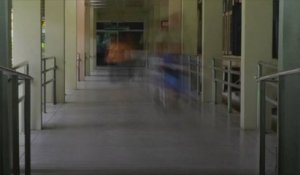 Réintégration des soignants à l'hôpital : le personnel reste frileux