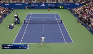 Du très grand tennis, un sacré combat : les meilleurs moments d'Alcaraz - Tiafoe