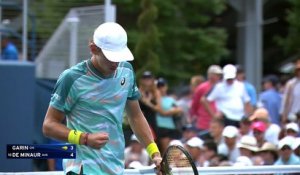 De Minaur n'a pas tremblé face à Garin : les temps forts de sa qualification au 3e tour