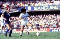 Dribbles dévastateurs, référence à Maradona, célébration de Curry : "Zizi" a déjà charmé le Napoli