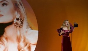 La chanteuse Adèle s'insurge contre les violences lors des concerts