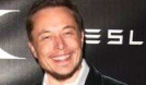 Pourquoi Elon Musk aime autant la lettre X ?
