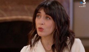 “Un samedi sur deux, on voyait ta culotte à l'écran” : Nolwenn Leroy dénonce les tenues imposées à la Star Academy