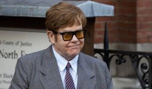 Elton John : le chanteur hospitalisé à Monaco