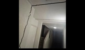 Bâtiments évacués à Martigues: les photos des fissures