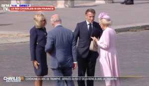 Charles III et Camilla accueillis par Emmanuel et Brigitte Macron à l'Arc de Triomphe