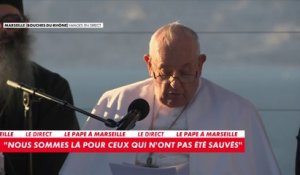 Le pape François rend hommage aux migrants décédés en mer : «Il faut cesser d'avoir peur des problèmes que la Méditerranée nous pose [...] Notre survie en dépend»