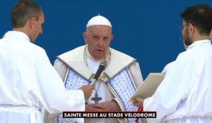 La sainte messe au stade Vélodrome