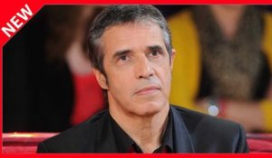 ✅  Julien Clerc sur le divorce houleux de ses parents : « J'avais le sentiment de mener une double v