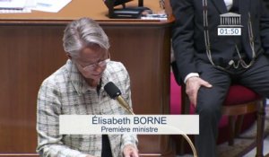 Élisabeth Borne: "Nous serons là pour protéger les Français (...), l'obscurantisme et la terreur ne l'emporteront jamais"