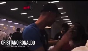 Cristiano Ronaldo parle en français à la maman de Ngannou avant son combat