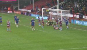 WSL - Chelsea écrase Aston Villa et prend la tête du championnat