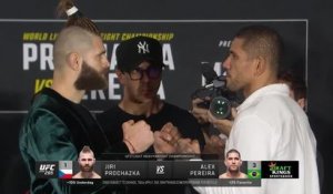 UFC 295 - Le face-à-face tout en respect entre Prochazka et Pereira