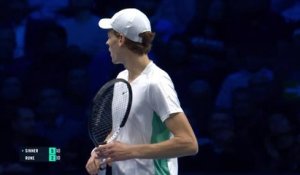 ATP Finals - Sinner s'impose et qualifie Djokovic