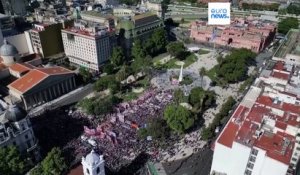 Argentine : la colère monte alors qu'est annoncée une dérégulation massive de l'économie