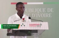 Côte d'Ivoire - Lés Éléphants décorés et primés par le président de la République