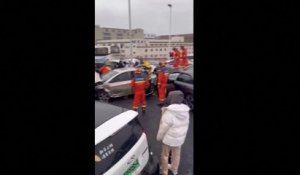 Chine : un carambolage géant a fait au moins 9 blessés à cause du verglas