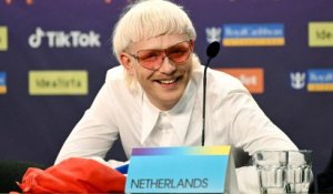 VOICI : Eurovision : le candidat des Pays-Bas se fait exclure de la compétition à quelques heures de la finale !