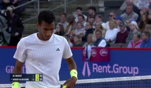 Hambourg - Auger-Aliassime soigne son entrée
