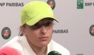 Roland-Garros 2025 - Iga Swiatek : "L'arbitre descendait quand Sabalenka demandait, mais quand c'était moi..."