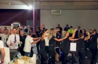 Italie - Les joueuses et le staff célèbrent la qualification pour les 1/2 !