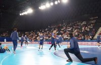 Quand Luka Karabatic fait une série de jongles avant le Trophée des champions - Hand - Trophée des champions