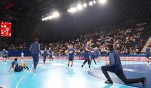 Quand Luka Karabatic fait une série de jongles avant le Trophée des champions - Hand - Trophée des champions