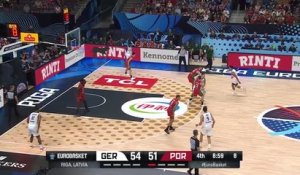 8es - L'Allemagne fait plier Portugal