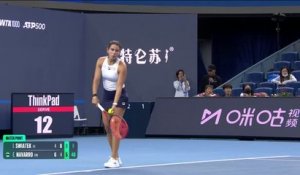 Pékin - Navarro fait tomber Swiatek