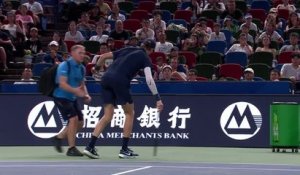 Shanghai - Perclus de crampes, Sinner contraint à l'abandon !