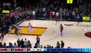 Cavaliers - Le 3 points renversant de Mitchell pour égaliser à la dernière seconde