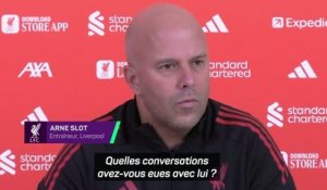 Liverpool - Arne Slot revient sur la réaction de Salah après sa mise sur le banc