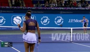 Dubaï - Gauff se qualifie pour les demi-finales
