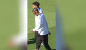PSG - Barcola de retour à l'entraînement collectif avant Liverpool