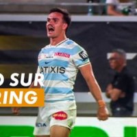 Le micro porté par Max Spring lors de Pau / Racing - Barrages TOP 14