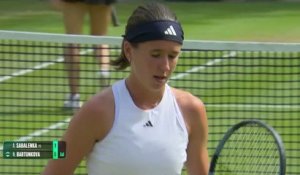 Berlin - Sabalenka renverse Bartunkova et file en demi-finale